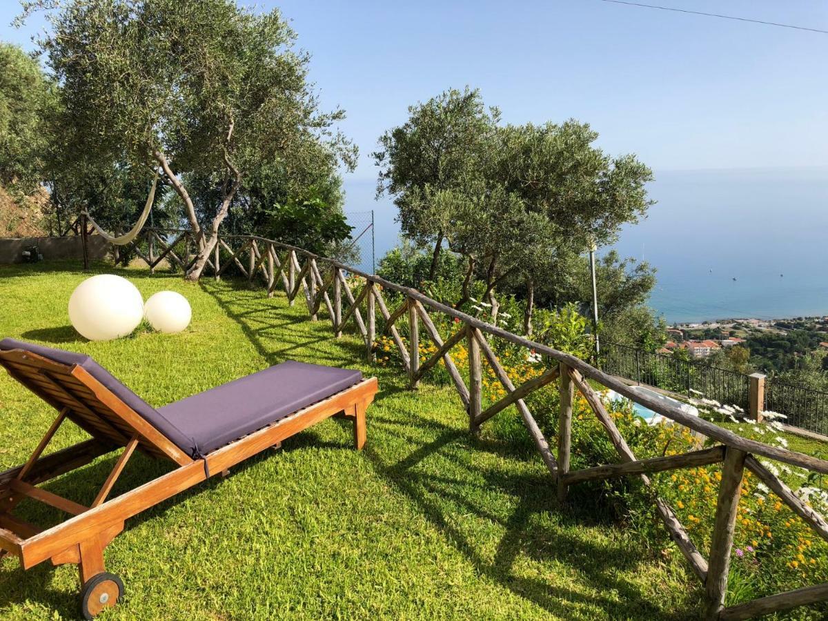 Villa Angela Luxury تْشيفالو المظهر الخارجي الصورة